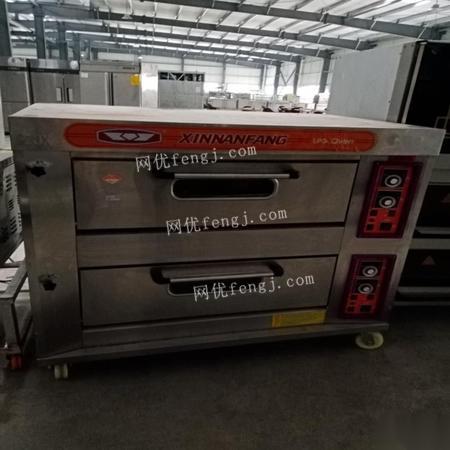 四川成都出售二手8成新 新南方二层四盘燃气烤箱烘焙设备
