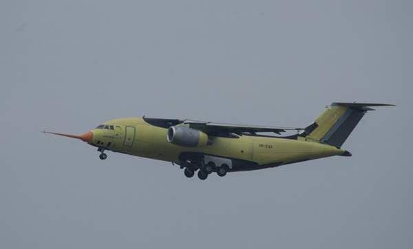 乌克兰安178运输机亮相巴黎 中国已购买